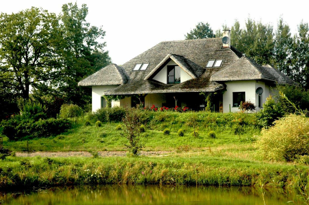 Villa Wodne Ogrody Dobczyce Exterior foto