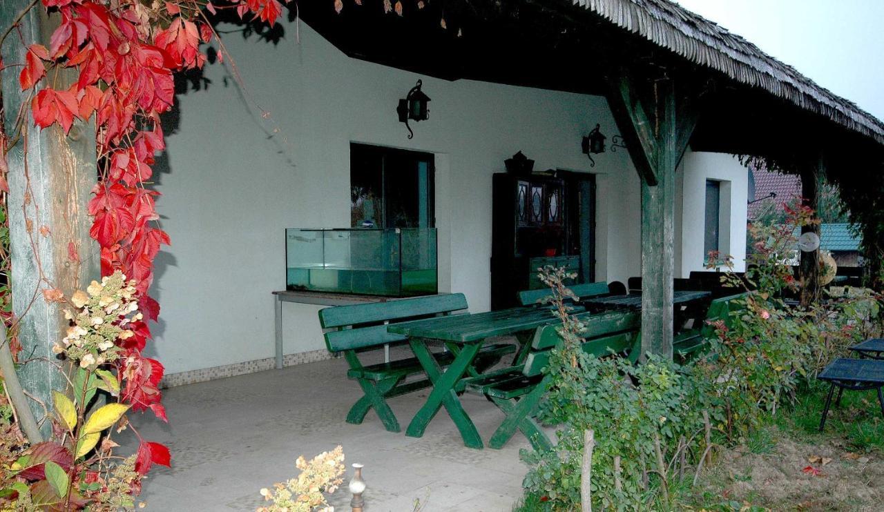 Villa Wodne Ogrody Dobczyce Exterior foto
